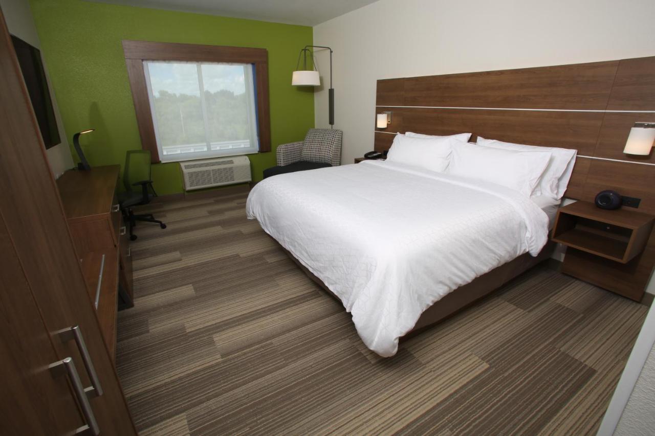 Holiday Inn Express Hotel And Suites Lincoln Airport By Ihg Exteriér fotografie