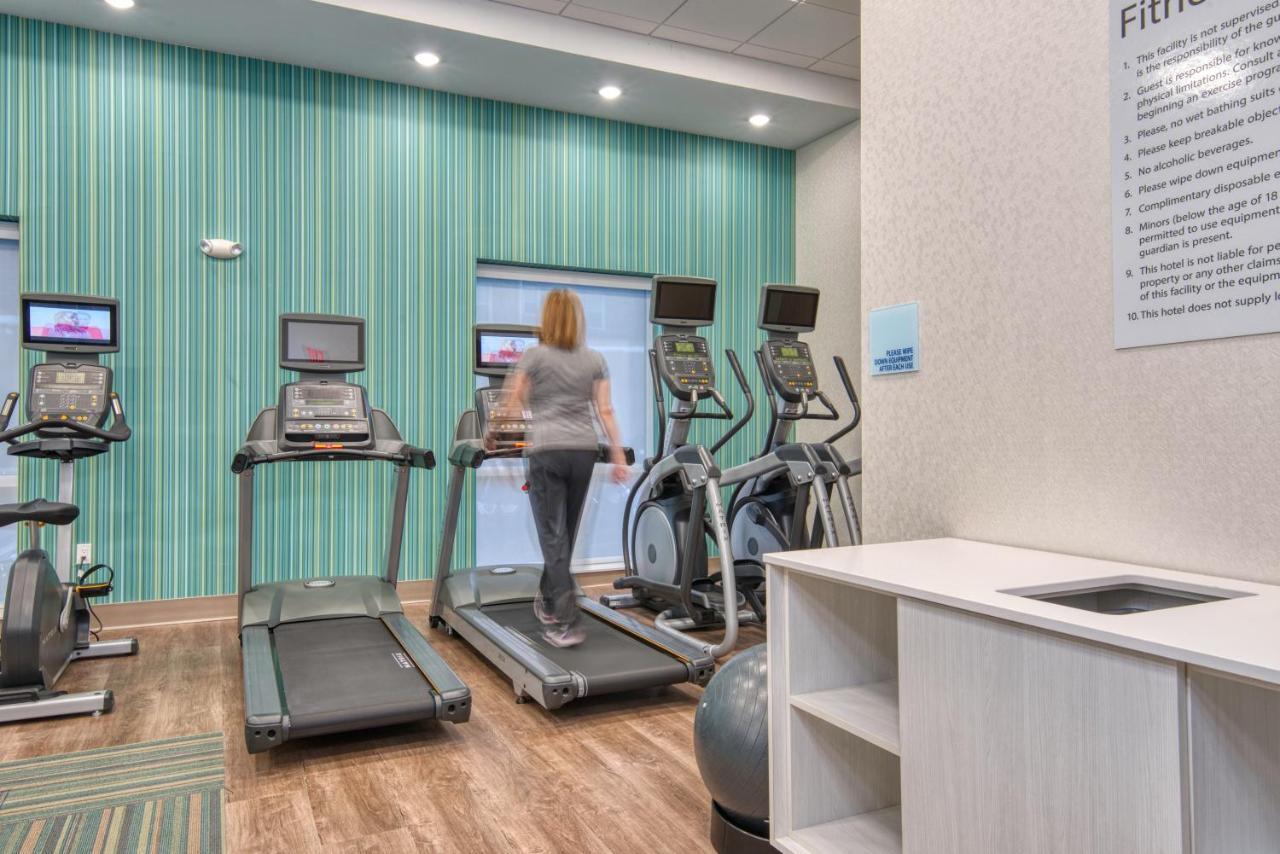 Holiday Inn Express Hotel And Suites Lincoln Airport By Ihg Exteriér fotografie